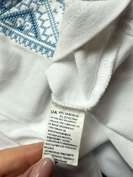 Вишиванка, футболка на 2-3 роки