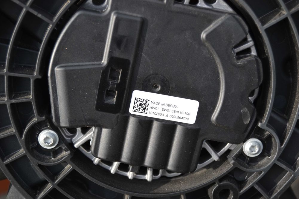 Ford Custom obudowa wentylatora wentylator 2024 nowy model custom