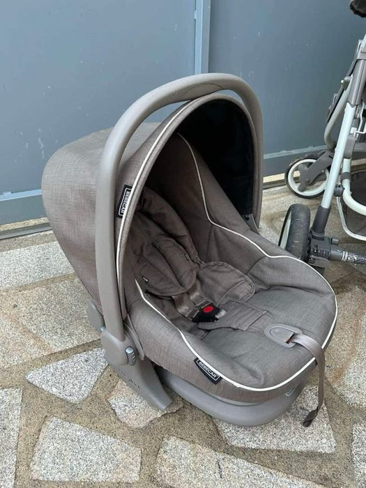 Carrinho de bebé trio bebécar com isofix e acessórios