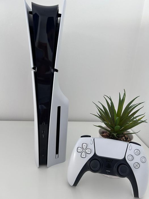 NOVA PS5 PlayStation Slim Standard 1TB  c/ Garantia até 2028