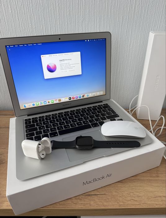 Продам MacBook Air  2017 + Magic Mouse + Apple Watch 4 44mm + Airpods 1 Повні Комплекти / Чудовий стан