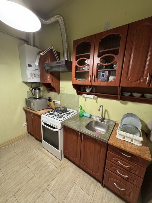 ОРЕНДА 3 кімнатна квартира в.Єфремова