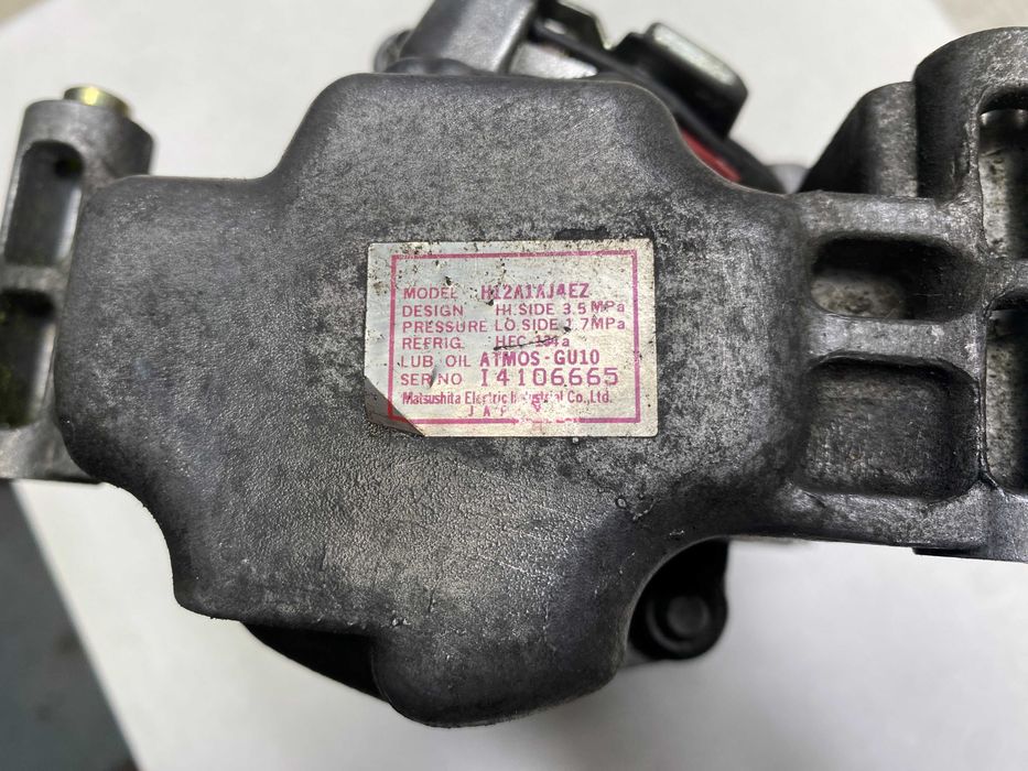Компресор кондиціонера Mazda 3 BK - 2.0 / Mazda 5 CR19 - 1.8-2.0