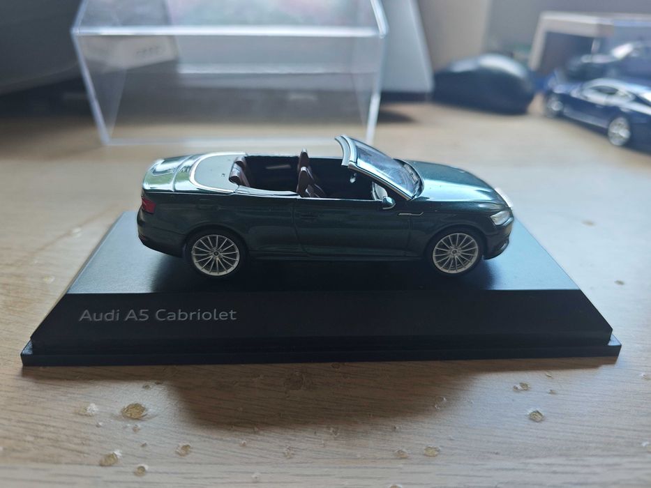 Miniatura Audi A5 cabrio