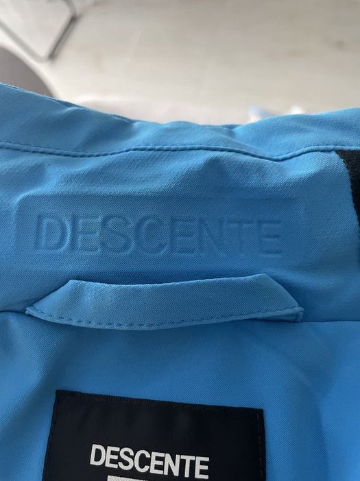 Костюм лыжный женский Descente