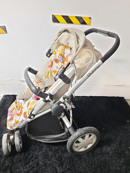 Carro Bebe Quinny buzz + Ovo