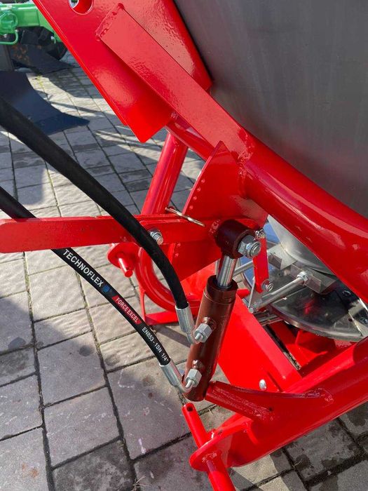 РУМ Розкидач мінеральних добрив 500кг JAR-MET