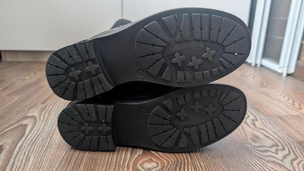 Зимові жіночі високі чоботи (сапоги)