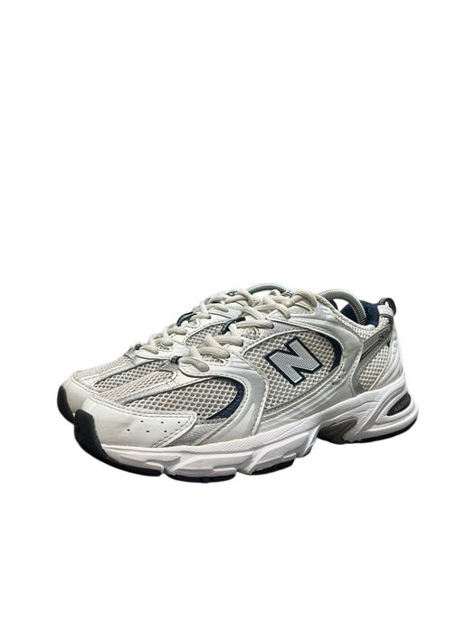 Buty sneakers damskie męskie białe unisex damskie New Balance MR530SG - białe