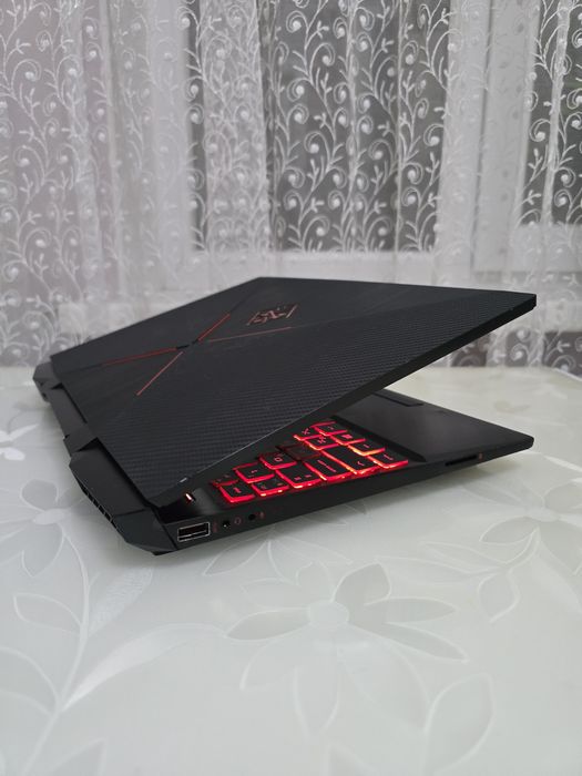 HP OMEN 15/1660 Ti 6GB/RAM:16GB/SSD:512GB/i5-9300H