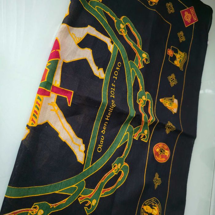 Chusta damska granatowa Trondheiem
