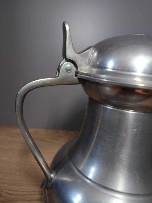 Jarro em Estanho 95% — Estanho Macedo