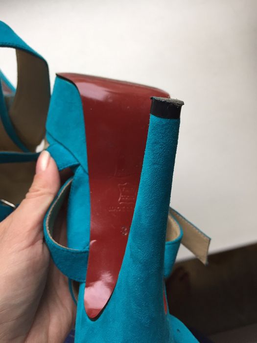 Замшевые босоножки 38 размер