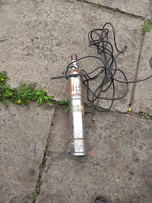 Продам насос глубинный