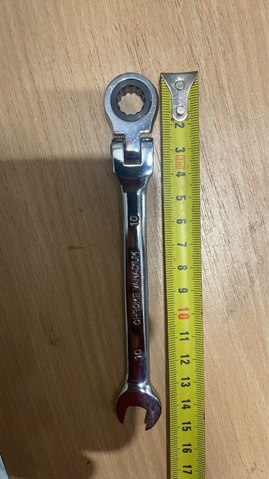 Ключ - трещотка 12гранний комбінований рожково - накидний cr-va новий