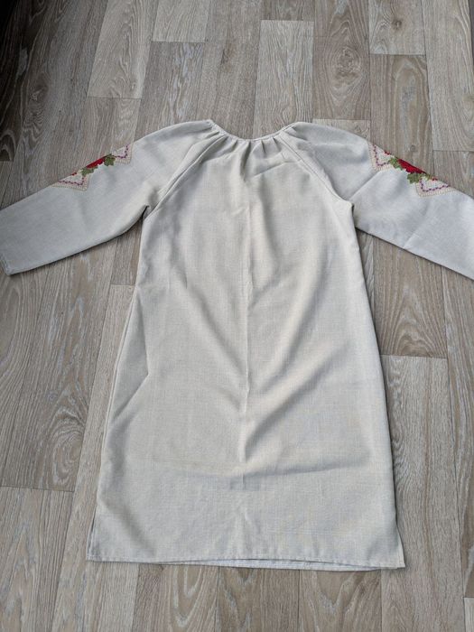 Вишита сукня та пояс з льону, плаття з вишивкою розмір S