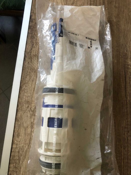 Zawór spustowy GEBERIT 241.858.00.1