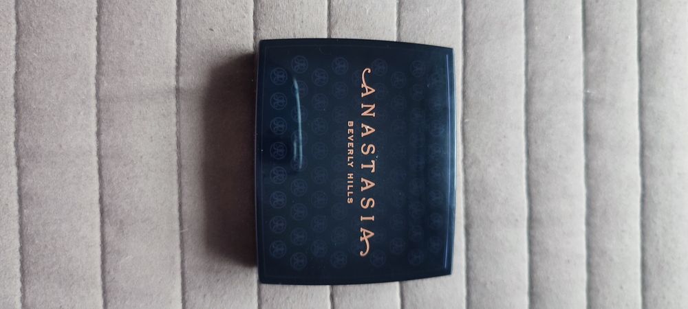 Róż Anastasia Beverly Hills