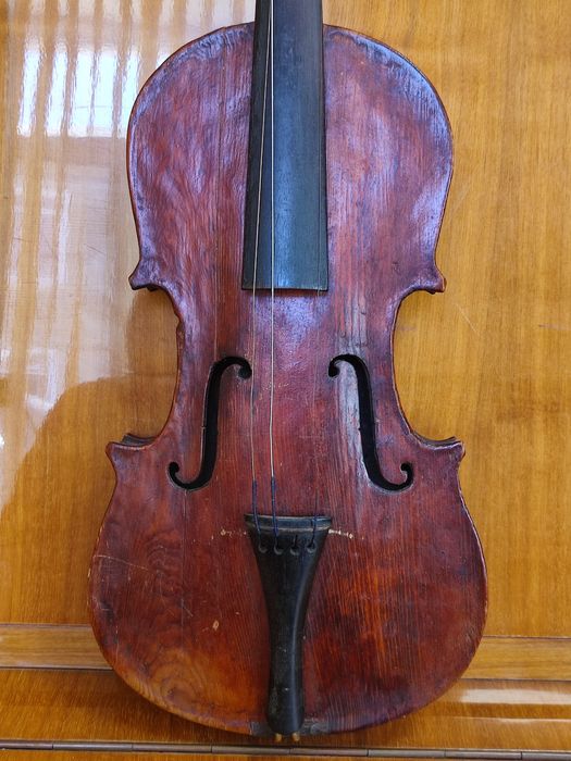 Скрипка під реставрацію, старовинна