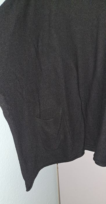 Duży czarny stylowey sweterek made in Italy