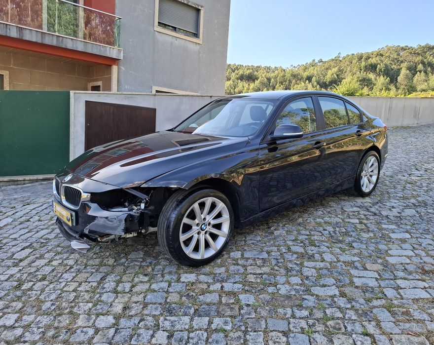 BMW 316 d Modern Line Apenas 187 Mil kms  (MOTOR 2.0) DE 2012