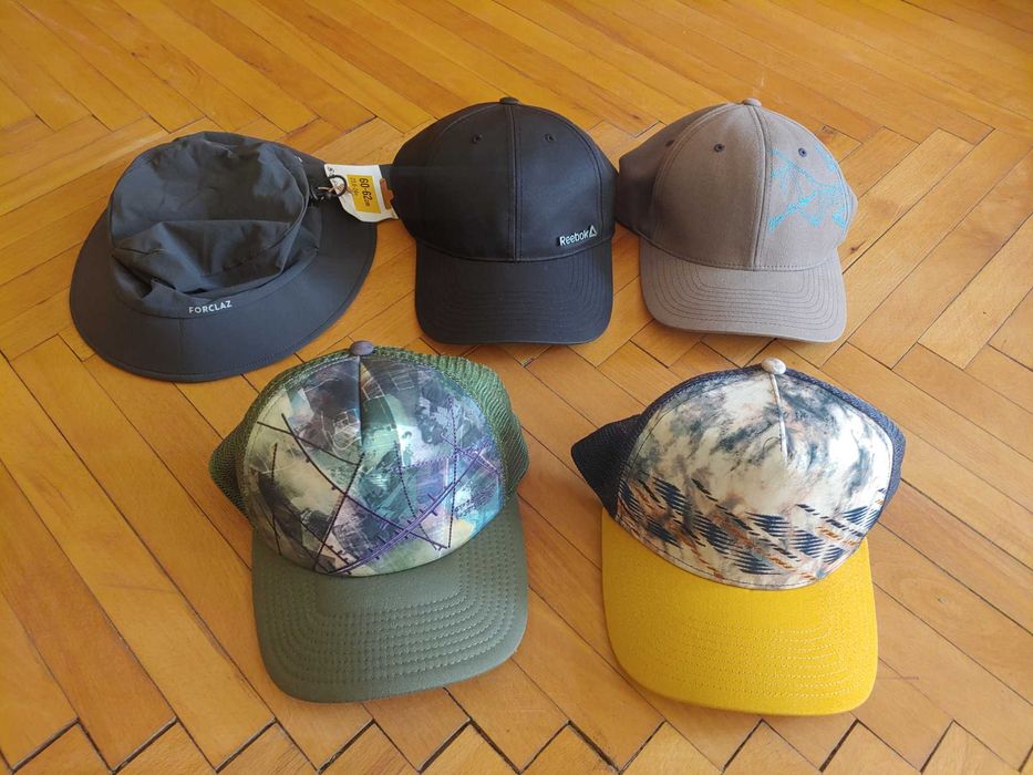 Панами, кепки Arcteryx, Reebok, Buff, Forclaz