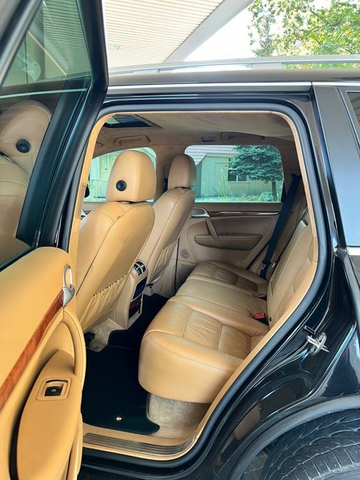 Porsche Cayenne 4.5 turbo