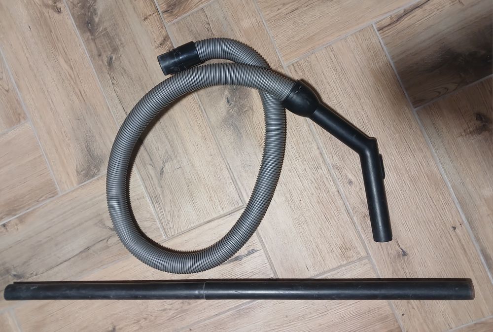 Пилесос  LG VK70165R