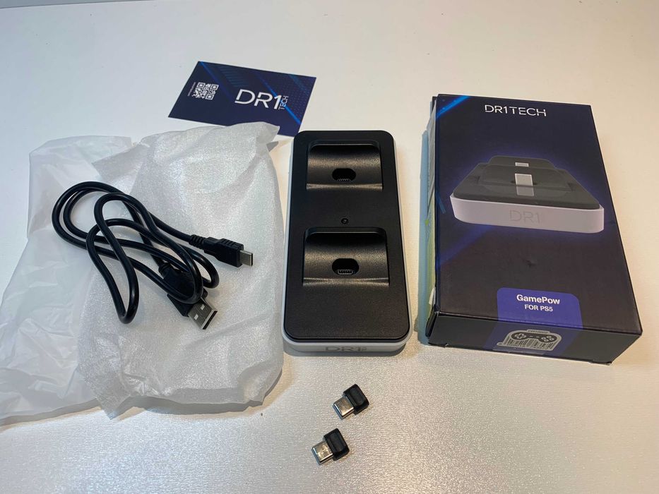 DR1TECH GamePow Stacja ładująca do padów PS5 Dualsense podwójna