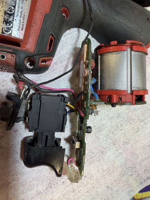 Milwaukee m12 CPD uszkodzona !