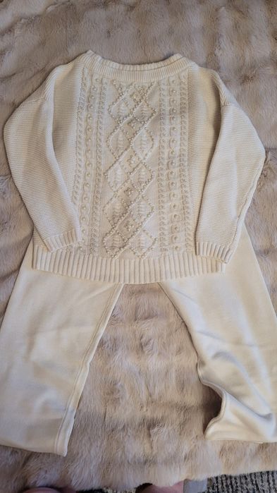 Теплий в'язаний костюм з перлинами