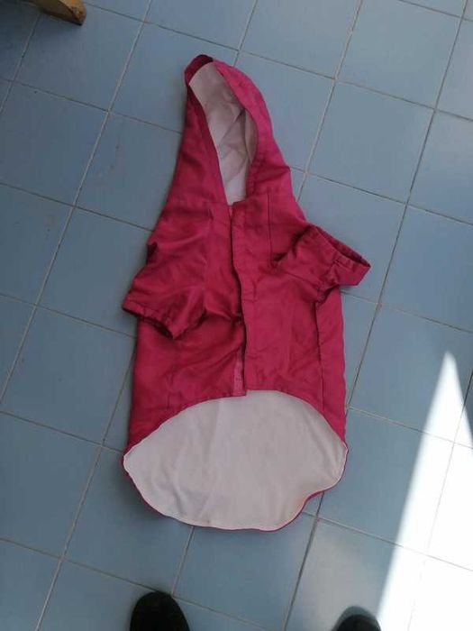 Camisola impermeável para cão