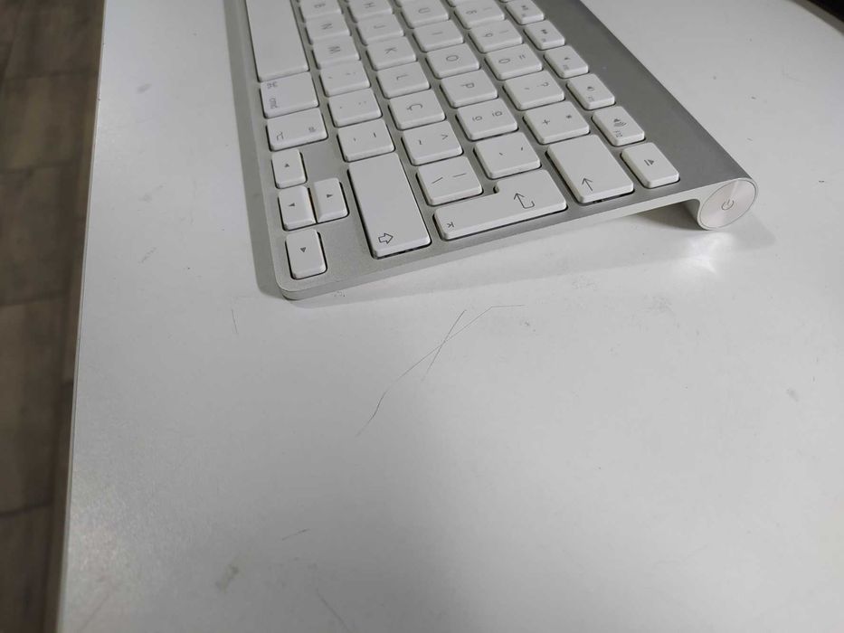 Apple Wireless Keyboard A1314 3ª geração bluetooth em bom estado
