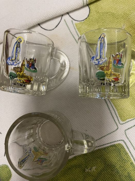 3 shot glasses64738889283074122