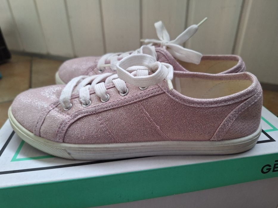 Buty Damskie sneakersy, rozmiar 37