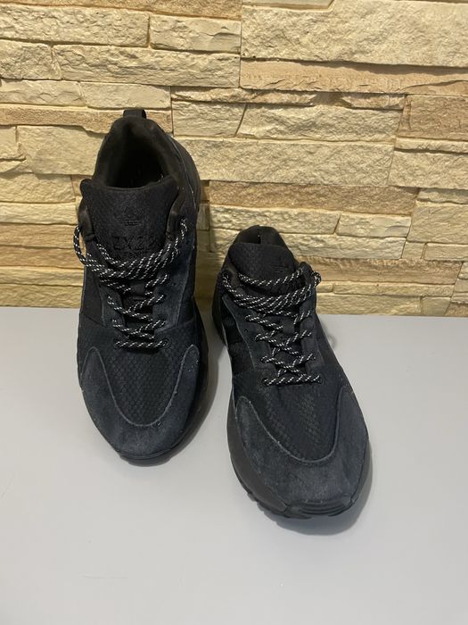 Кросівки adidas