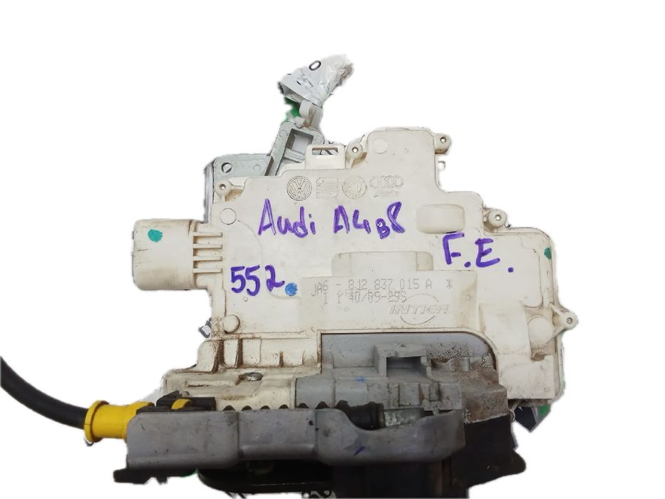 Fechadura / fecho porta frente esquerdo AUDI A4 (8K2, B8)
