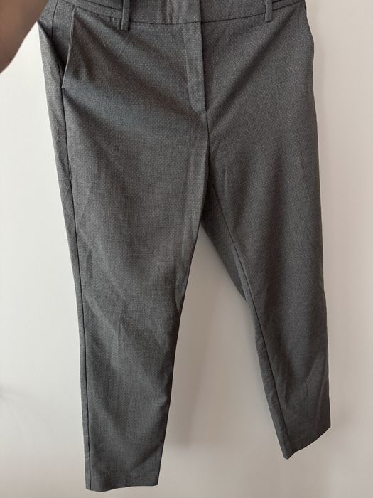 Сірі жіночі штани класичні від reserved uk 12/40/L розмір