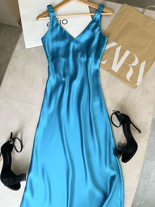 Сатинова сукня від Zara нові колекціі