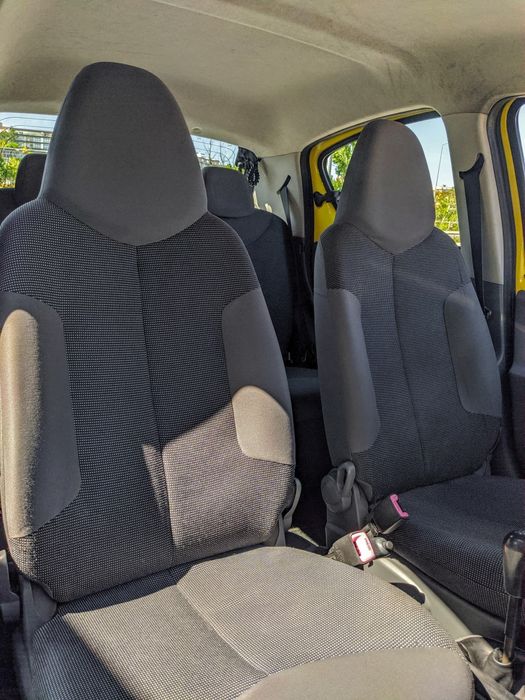 Peugeot 107 – 188.000 km – Económico e ideal para cidade