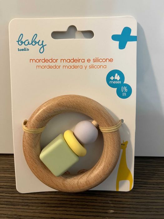 Baby Wells "Mordedor Madeira e Silicone" +4M - Novo, Selado
