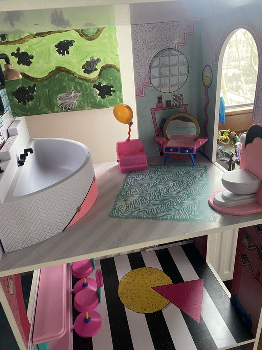 Domek LOL z samochodem