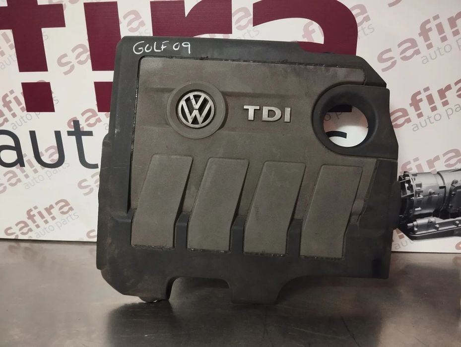 TAMPA DO MOTOR VOLKSWAGEN GOLF VI 1.6TDI  REF. 03L103925B