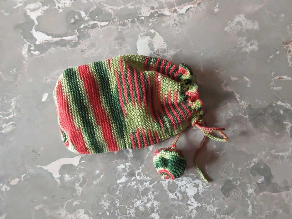 Pequenas bolsas multiusos em crochet