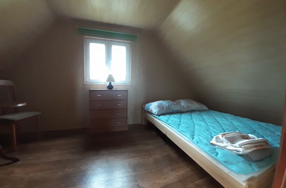 Domek letniskowy nad Jez. Dadaj z prywatną plażą.