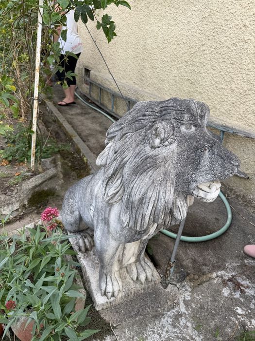 Estatua de leao