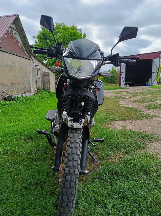 Продам мотоцикл форте