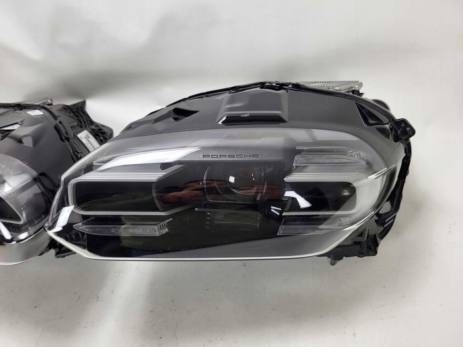 Фары передние Фара правая левая Porsche Taycan разборка