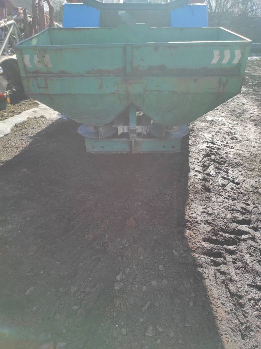 РМД - розкидач мінеральних добрив продам.