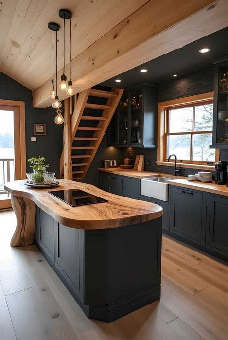 Встроенная мебель: Лестница, Шкафы под Лестницу, прихожие и Кухни